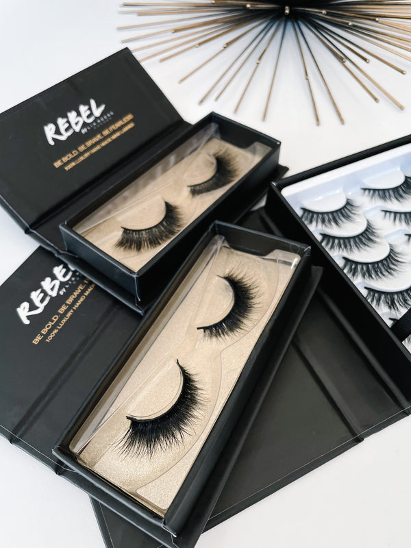 How to Apply False Eyelashes!