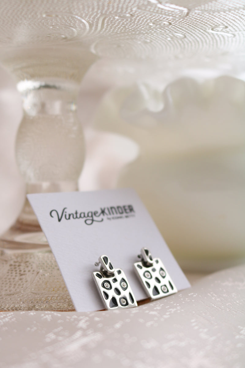 Vintage Kinder Earrings