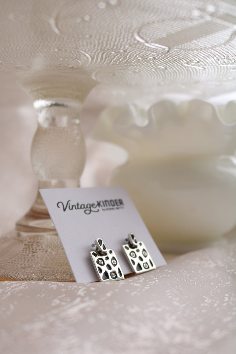 Vintage Kinder Earrings