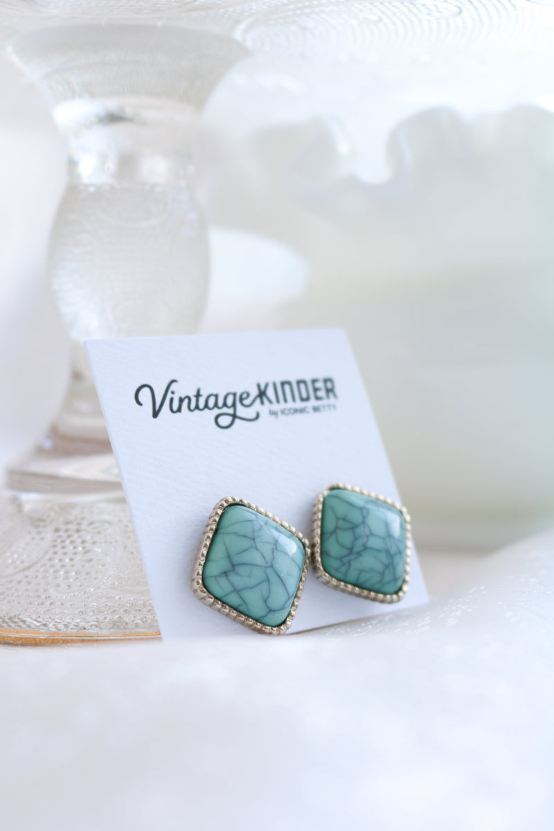 Vintage Kinder Earrings