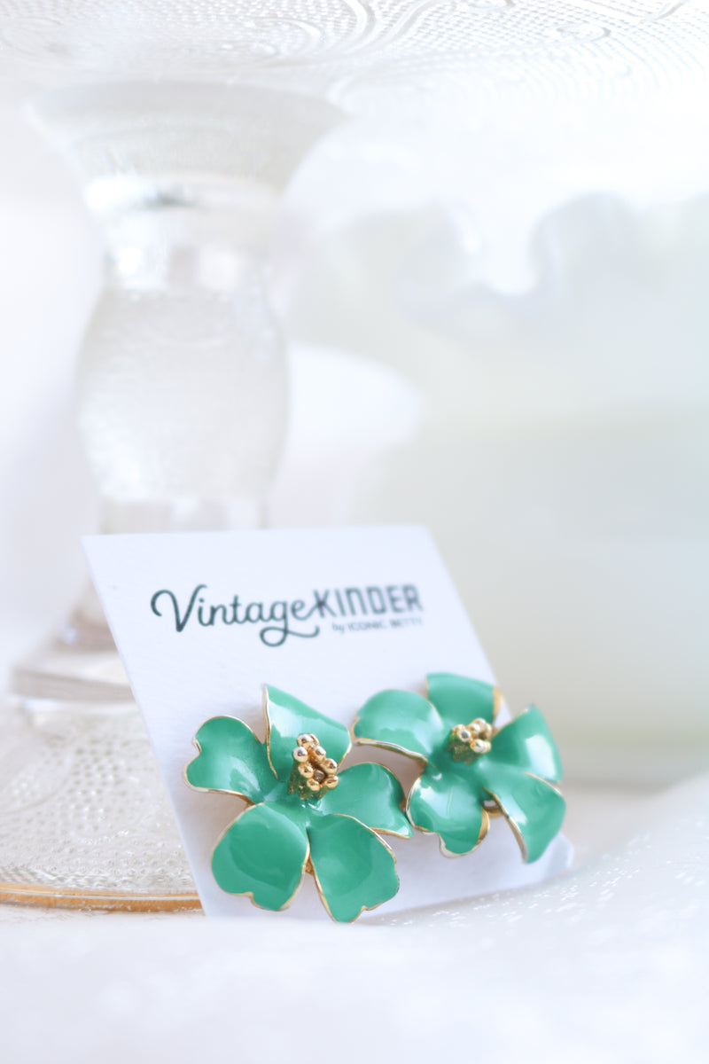 Vintage Kinder Earrings