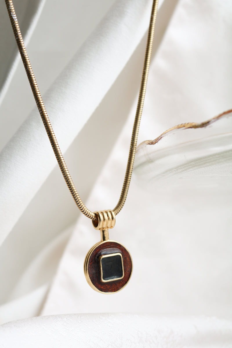 Vintage Kinder Necklace.