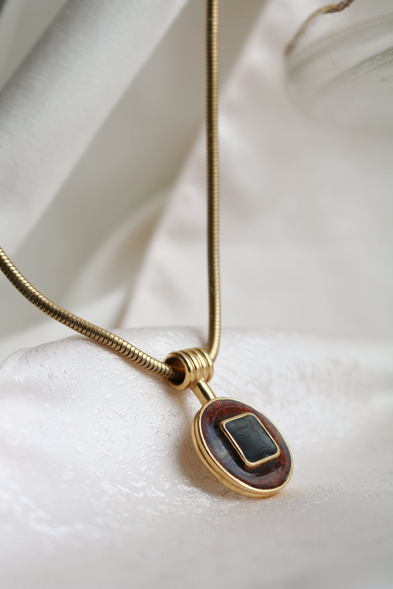 Vintage Kinder Necklace.