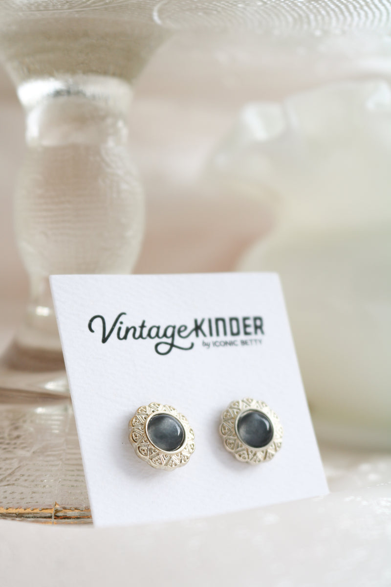 Vintage Kinder Earrings.