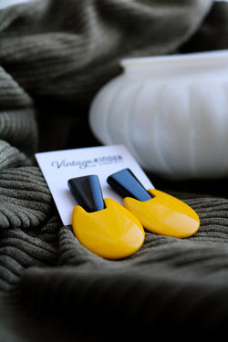 Vintage Kinder Bold Earrings.